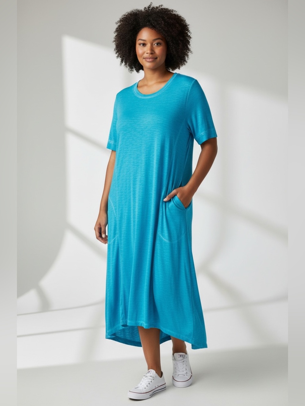 LOGO by Lori Goldstein•T Shirt Midi Dress in Scuba Blue